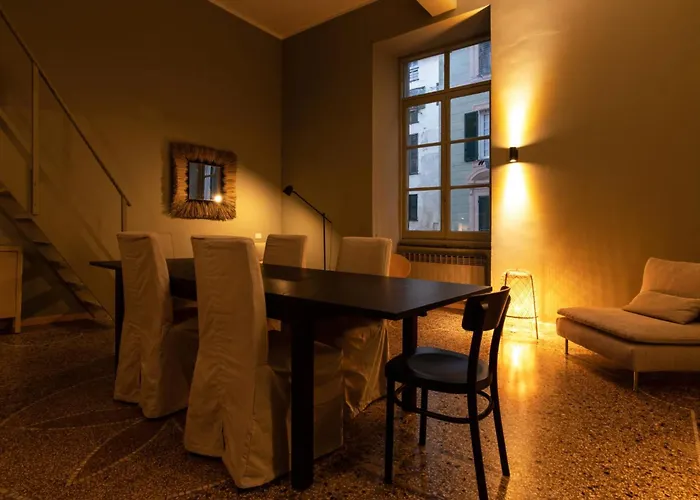 Embriaci Charme Design Centro Storico Porto Antico Acquario Apartamento